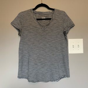 Mossimo Black & White Stripped Tee - Size XS